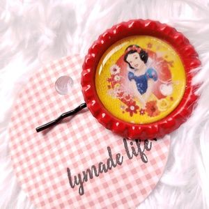 2 pc Snow White bottlecap hairpins